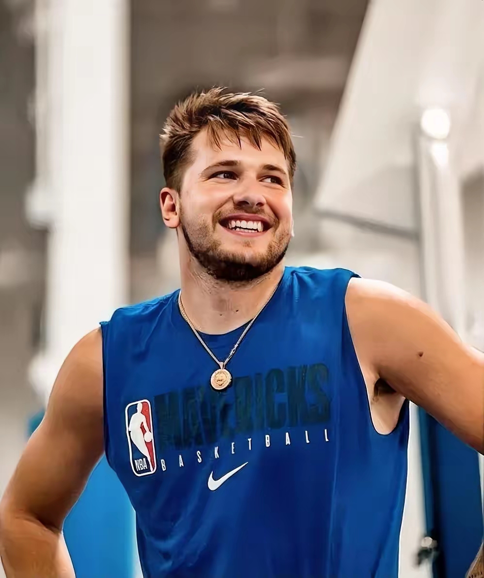 开云中国-包含这也行？东契奇新星势不可挡表现惊艳德国队带队取胜，纽卡斯尔转会期回应争议的词条-开云中国